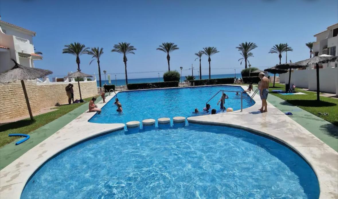 All In One Ground Floor With Terrace Next To Sea El Campello Extérieur photo