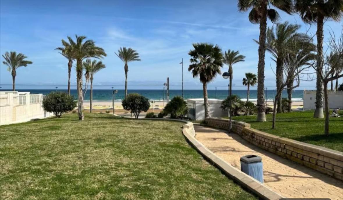 All In One Ground Floor With Terrace Next To Sea El Campello Extérieur photo