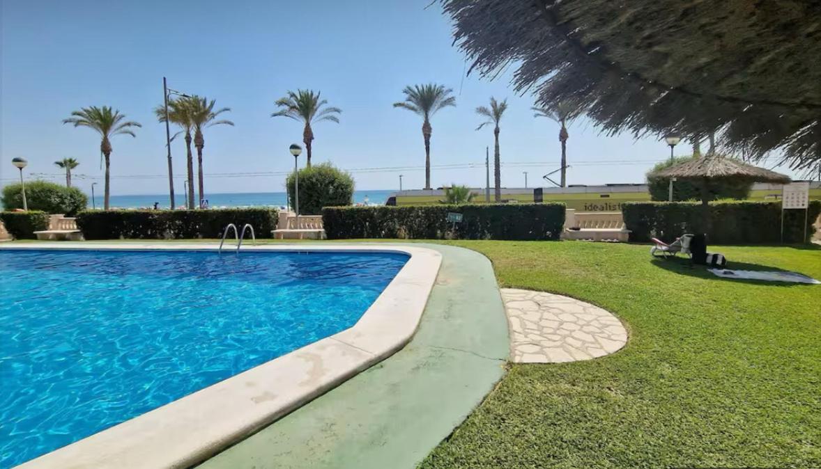 All In One Ground Floor With Terrace Next To Sea El Campello Extérieur photo